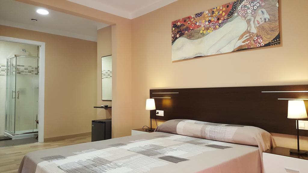 Avenida Casa de hóspedes 3*